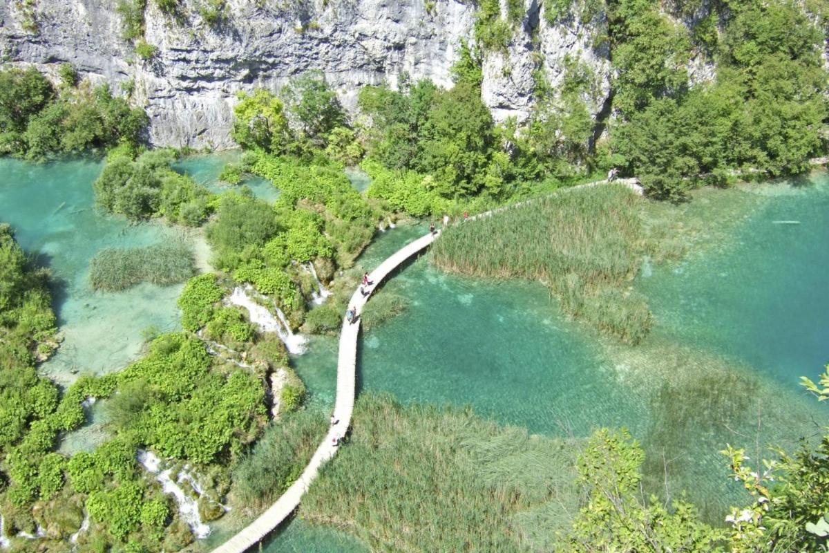 Andrea In Sertic Poljana - Haus Fuer 6 Personen Plitvicka Jezera Luaran gambar
